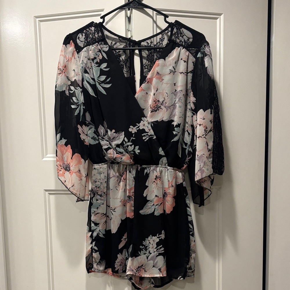 Women’s Black Floral Lace-Trim Romper